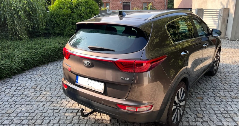 Kia Sportage cena 69900 przebieg: 180000, rok produkcji 2016 z Sompolno małe 56